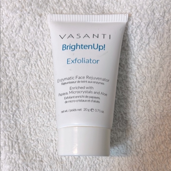 3/$30 - NWOT Vasanti Brighten Up! Exfoliator deluxe sample - Picture 5 of 7